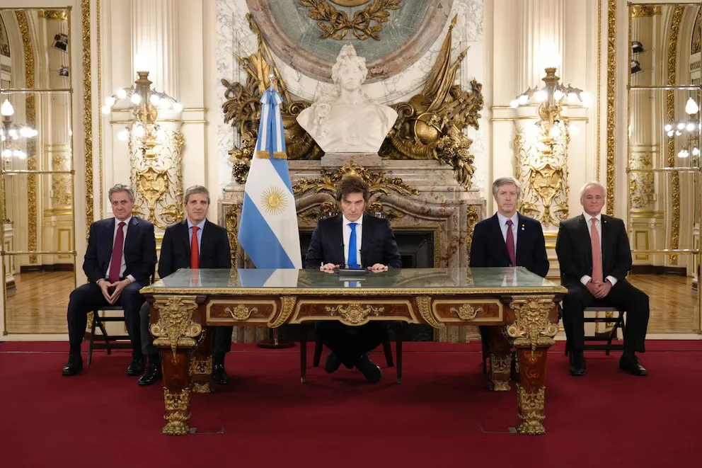 JAVIER-MILEI-CADENA-NACIONAL